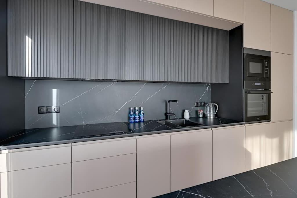Zajezdnia Wrzeszcz 2 By Grand Apartments Danzig Exterior foto