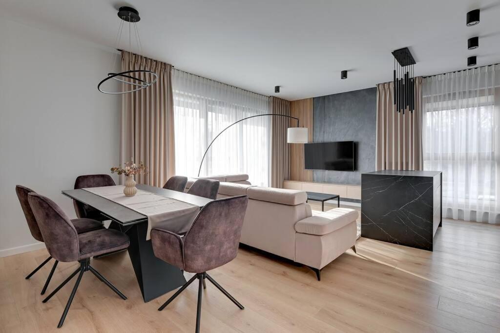 Zajezdnia Wrzeszcz 2 By Grand Apartments Danzig Exterior foto